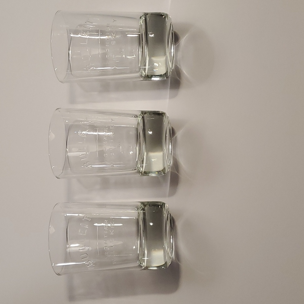 Bulleit Frontier whiskey glasses
